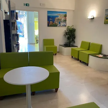 Hla Fenice Ξενοδοχείο 3*