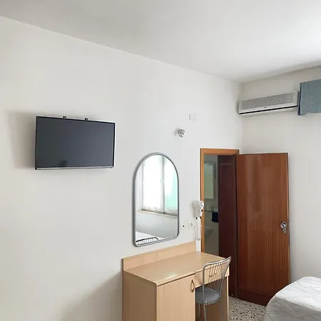 Ξενοδοχείο Hla Fenice