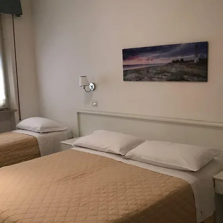 Hla Fenice Ξενοδοχείο 3*