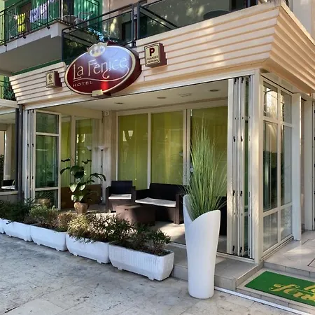 Hla Fenice Hotel 3*