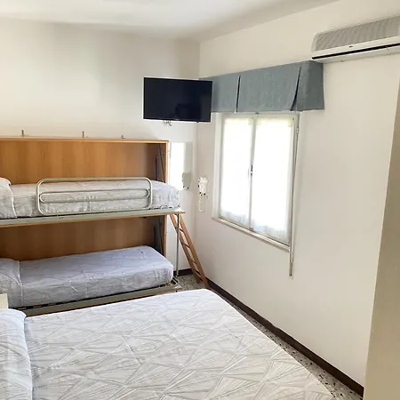 Hla Fenice Hotel