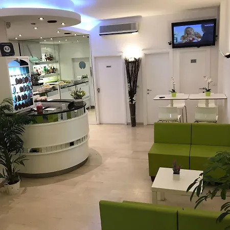 فندق Hla Fenice