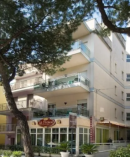 Hla Fenice 호텔 카톨리카