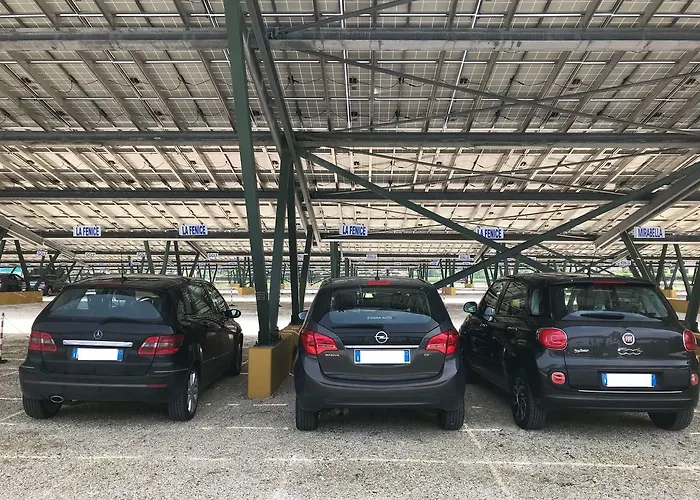 فندق Hla Fenice 3*